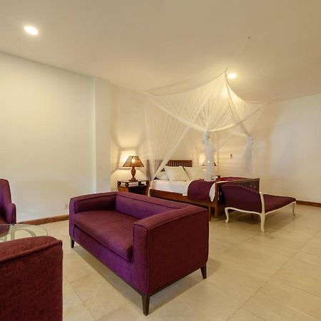 Nosy Be Hotel & Spa Ambondrona  ภายนอก รูปภาพ
