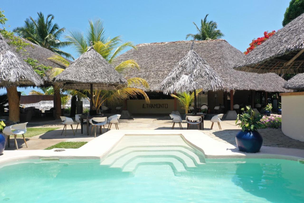 Nosy Be Hotel & Spa Ambondrona  ภายนอก รูปภาพ