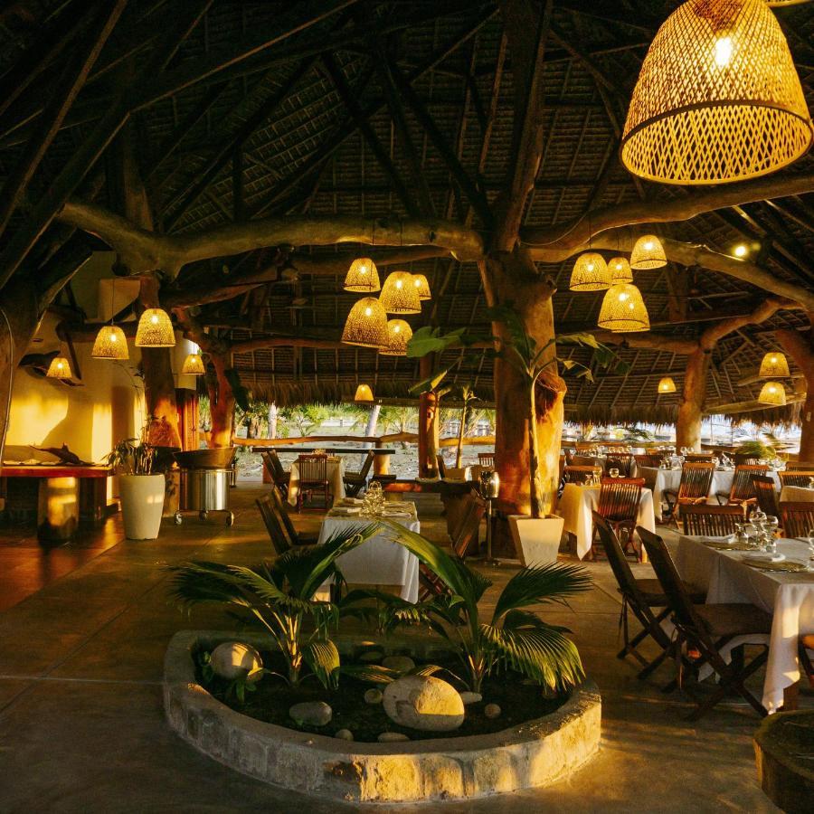 Nosy Be Hotel & Spa Ambondrona  ภายนอก รูปภาพ