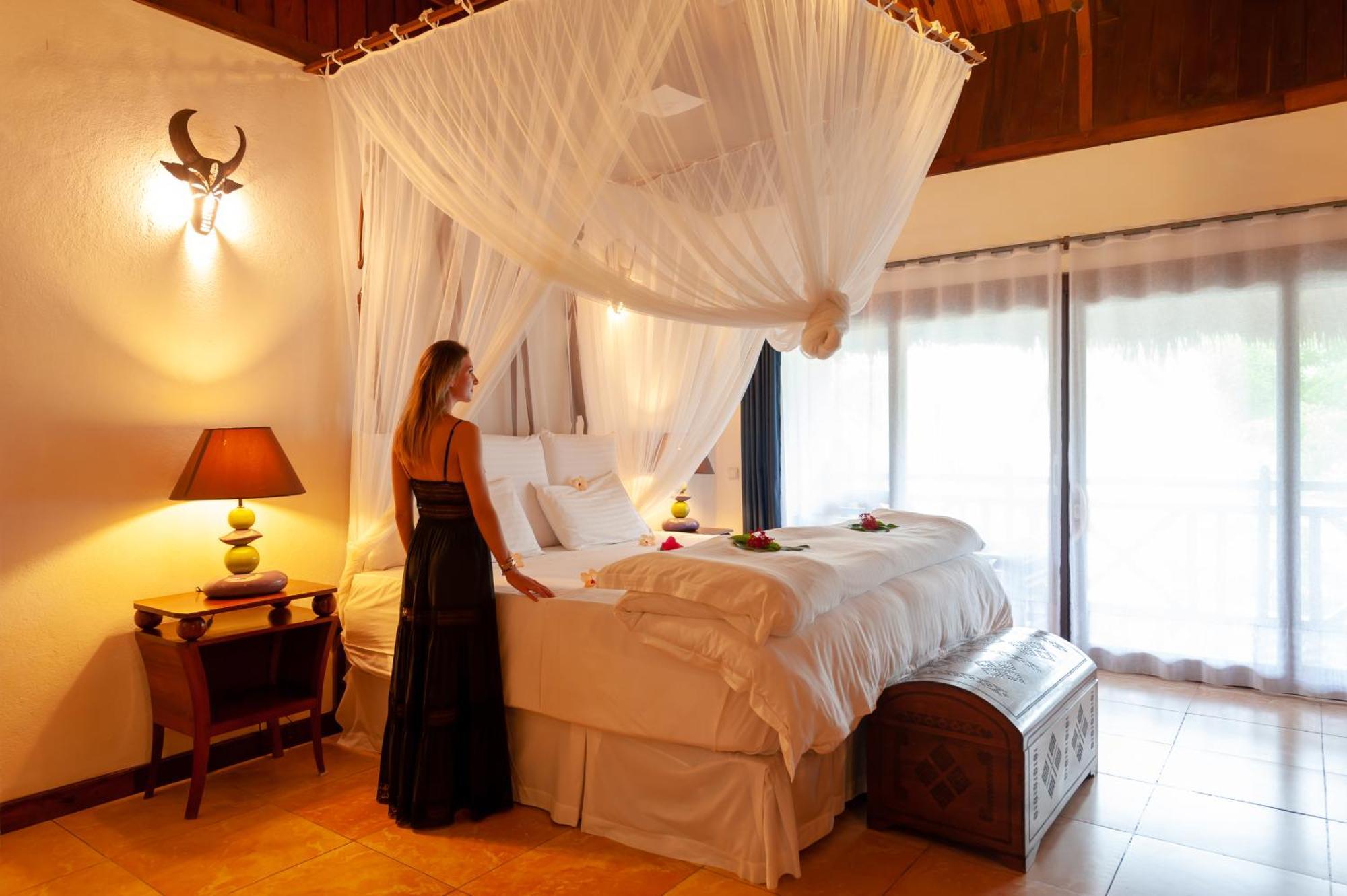 Nosy Be Hotel & Spa Ambondrona  ภายนอก รูปภาพ