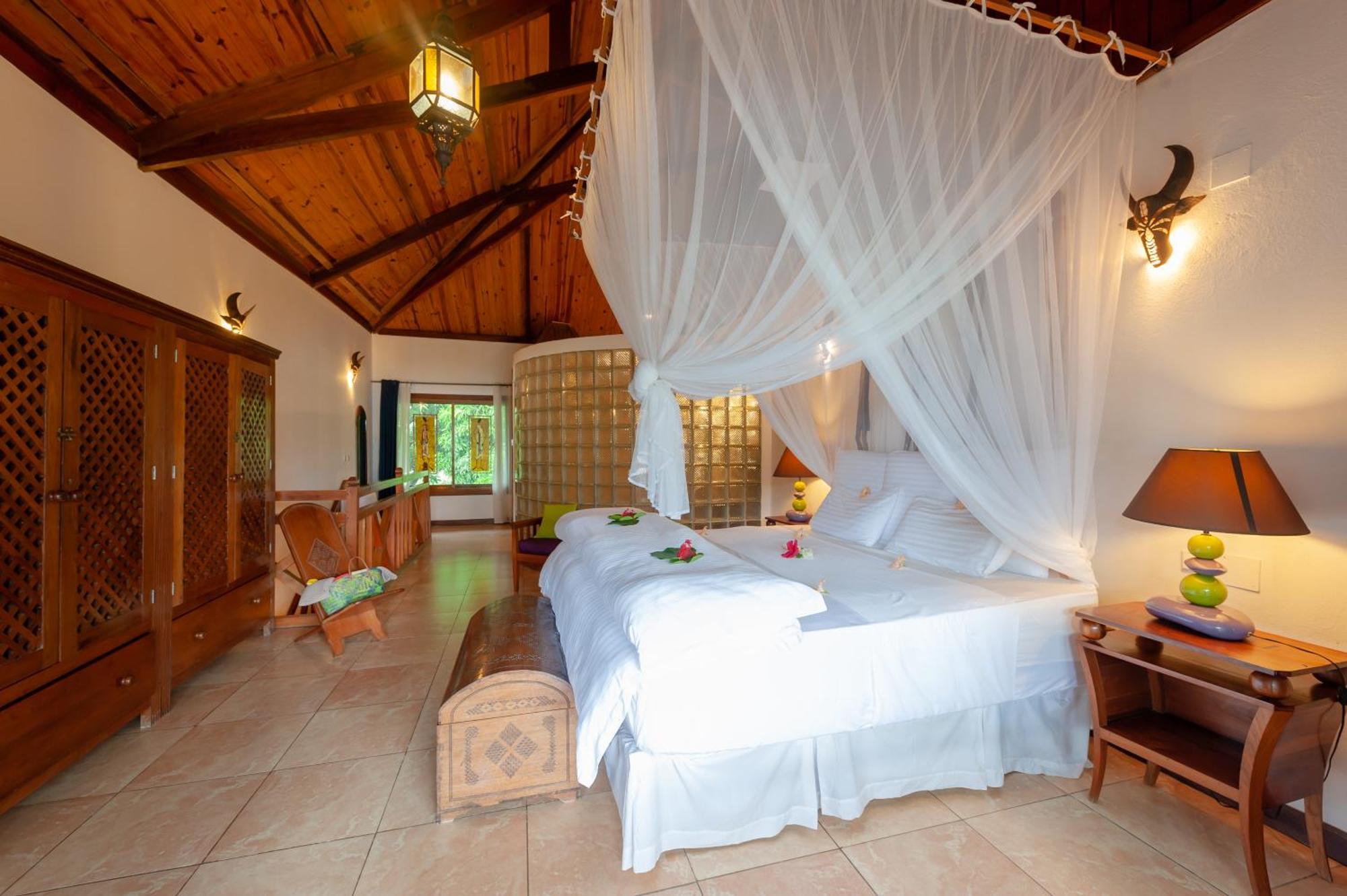 Nosy Be Hotel & Spa Ambondrona  ภายนอก รูปภาพ