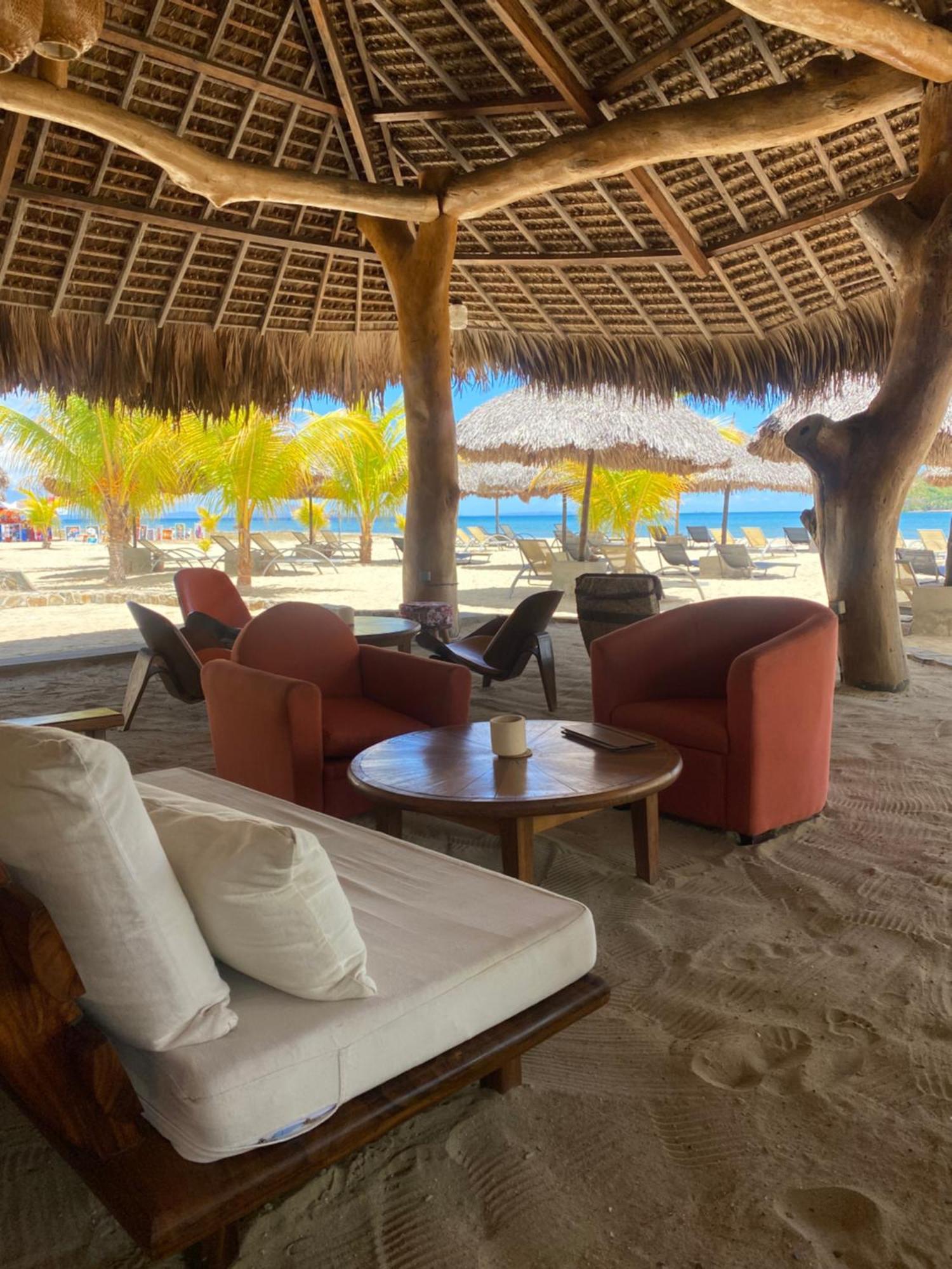 Nosy Be Hotel & Spa Ambondrona  ภายนอก รูปภาพ