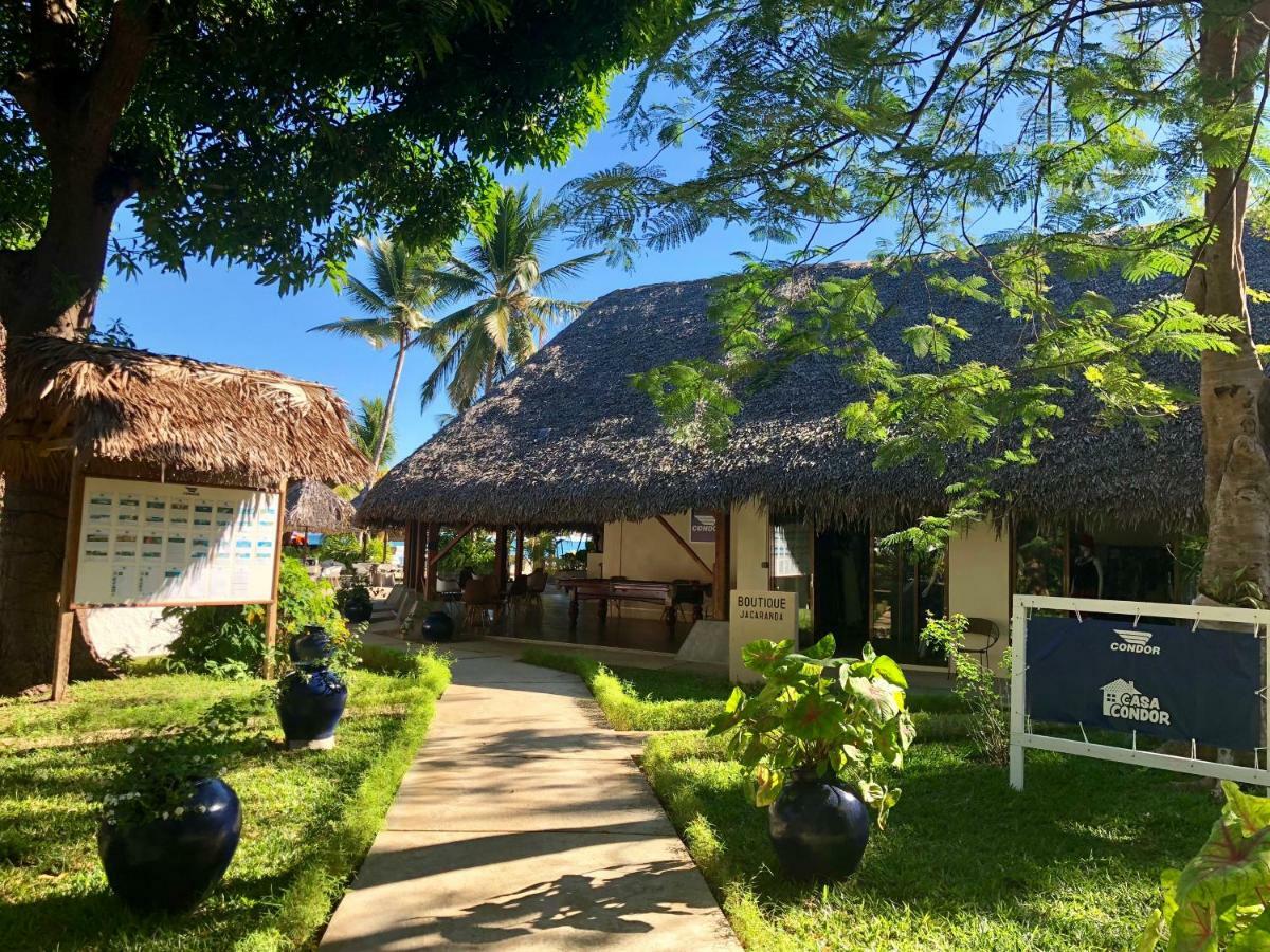 Nosy Be Hotel & Spa Ambondrona  ภายนอก รูปภาพ